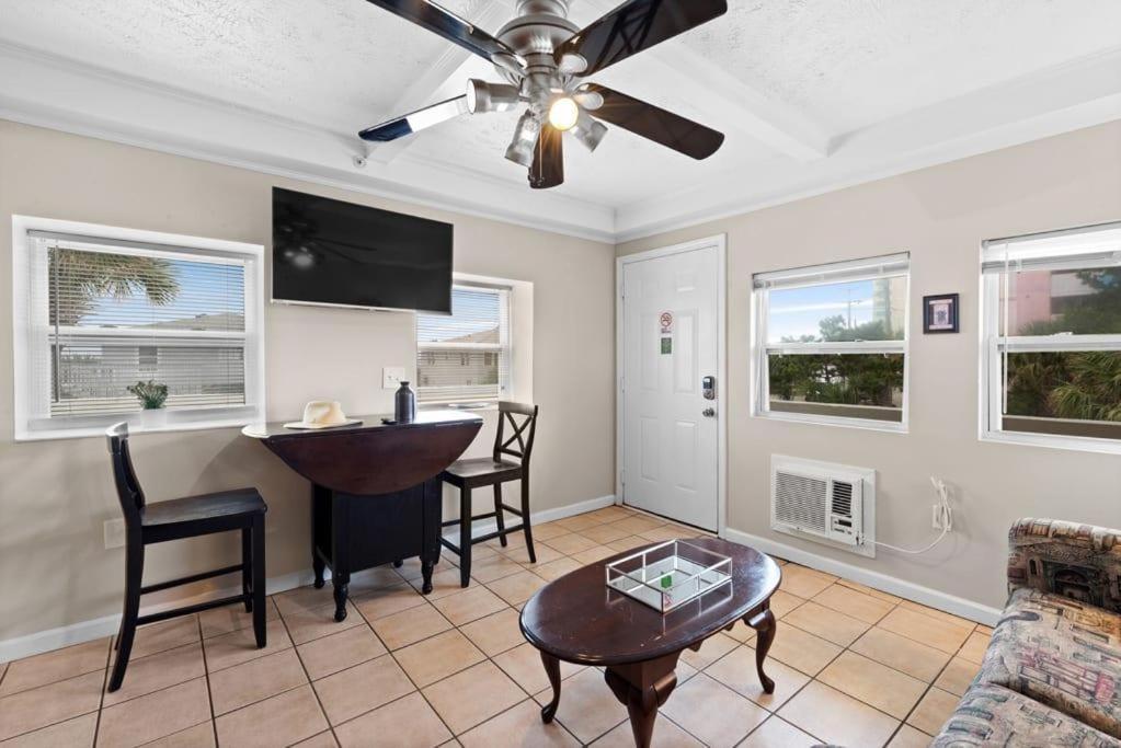 Apartmán Perfect Location 1Br Pool Parking Outside Area 8 Myrtle Beach Exteriér fotografie